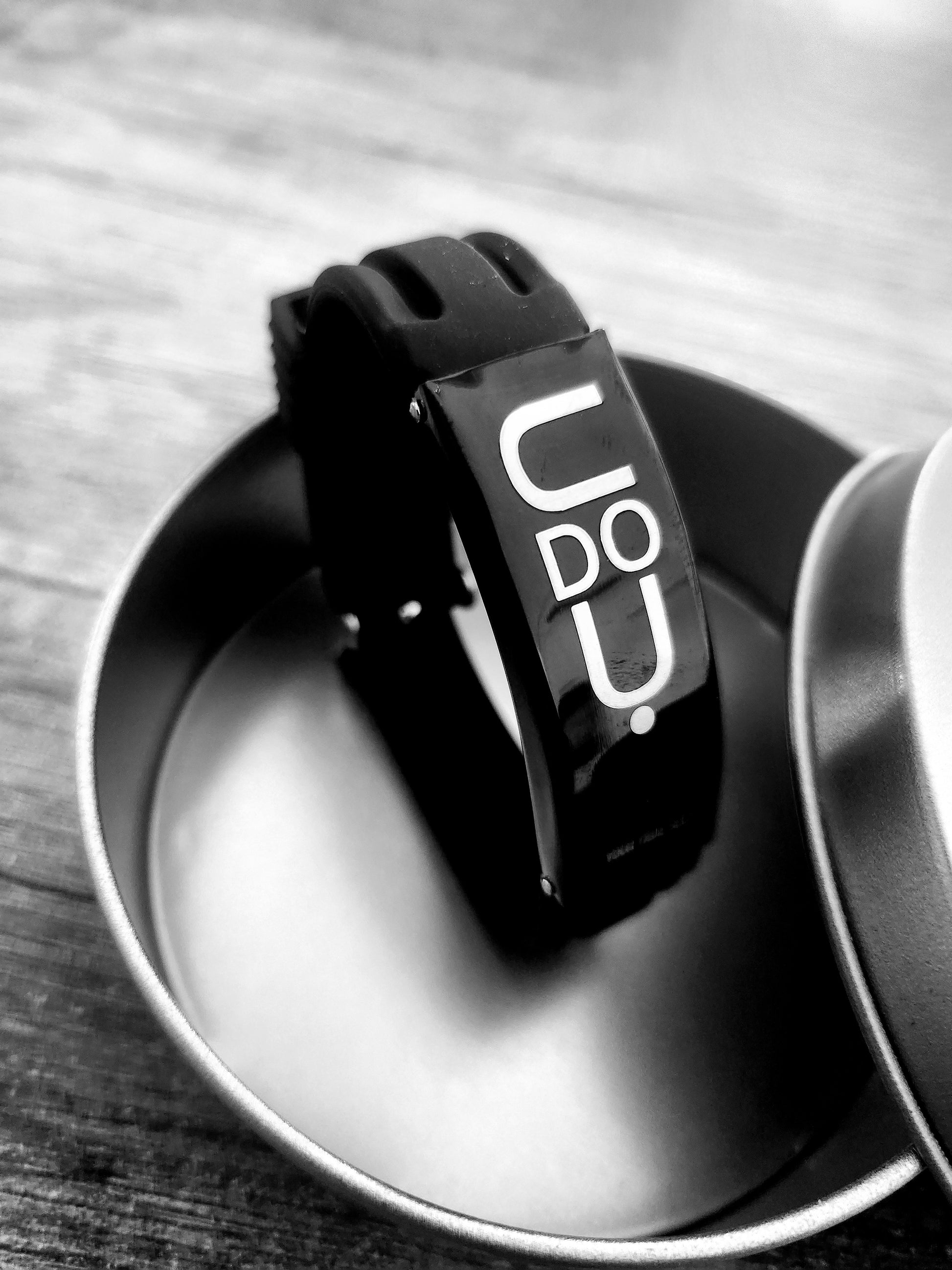 Stylish Bracelet UDO-YU Green mood in a sleek design, reminding you to embrace your true self with confidence.