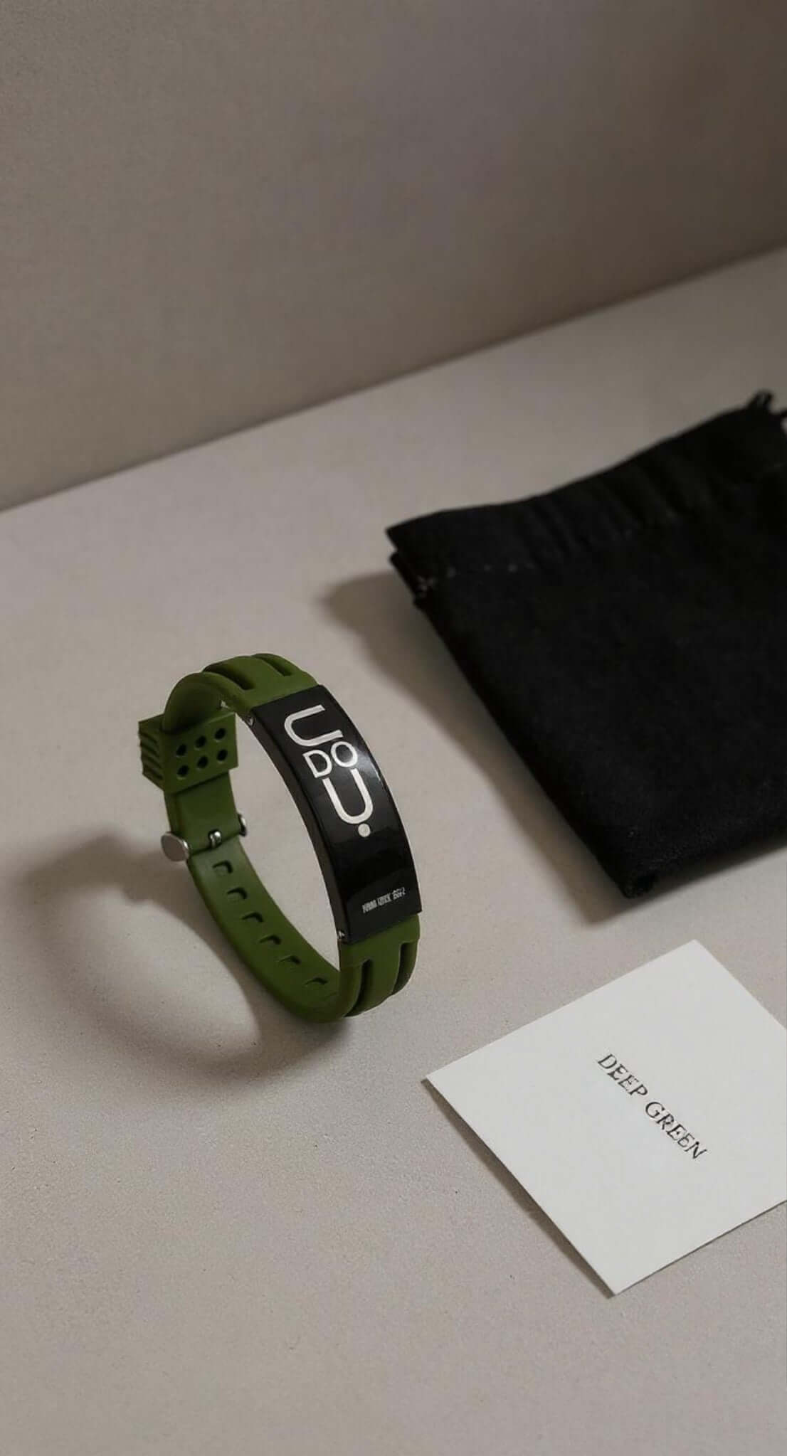 The Signature Band Black Edition