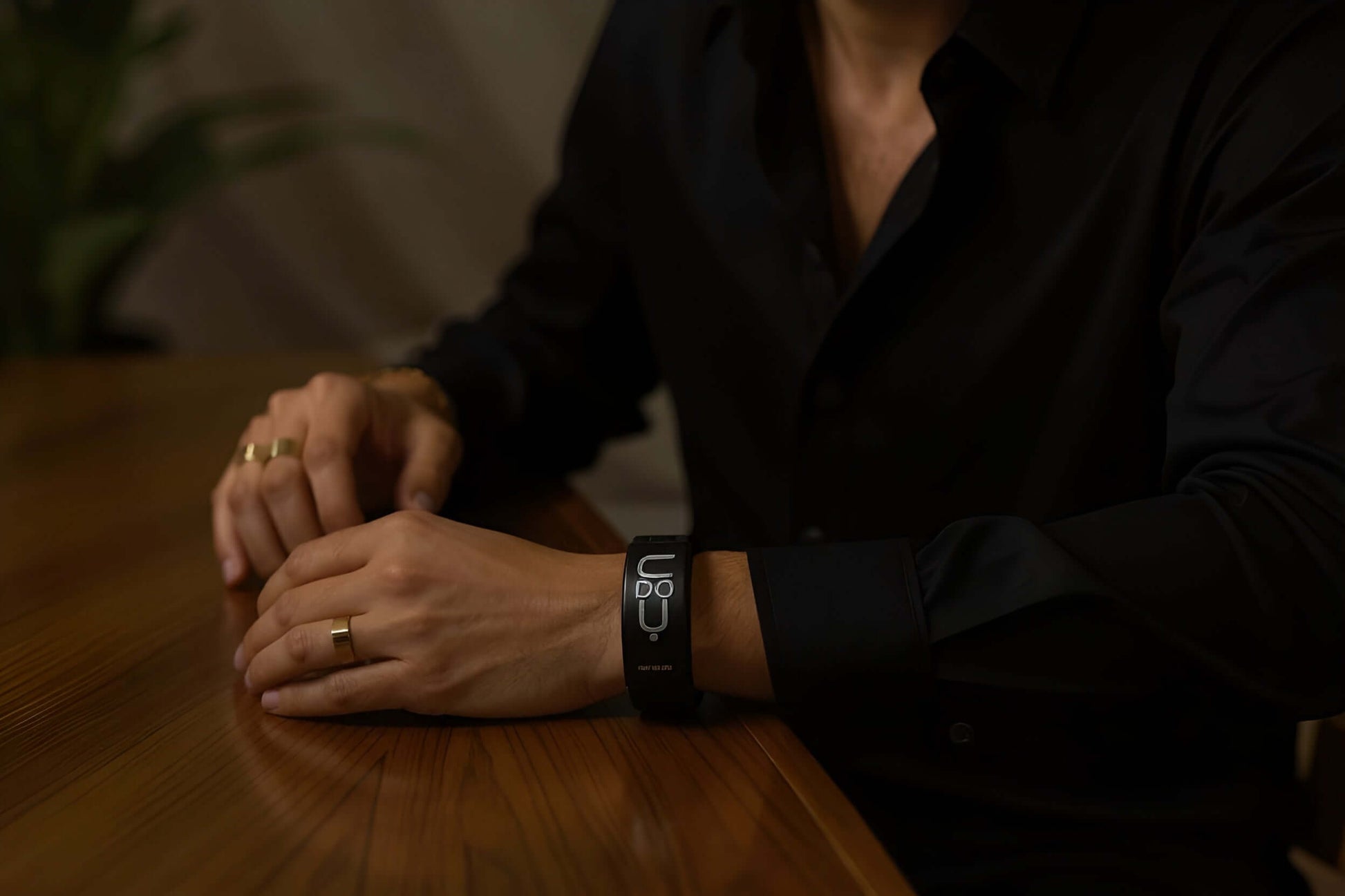 The Signature Band Black Edition